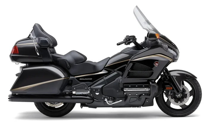 COBRA - 1219B - 4" Slip-on