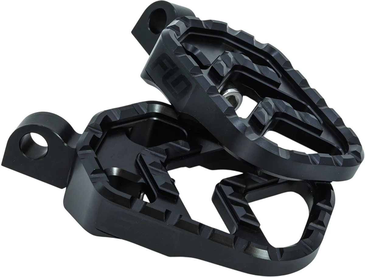 FLO MOTORSPORTS - V-800BLK - Savage Series Footpegs