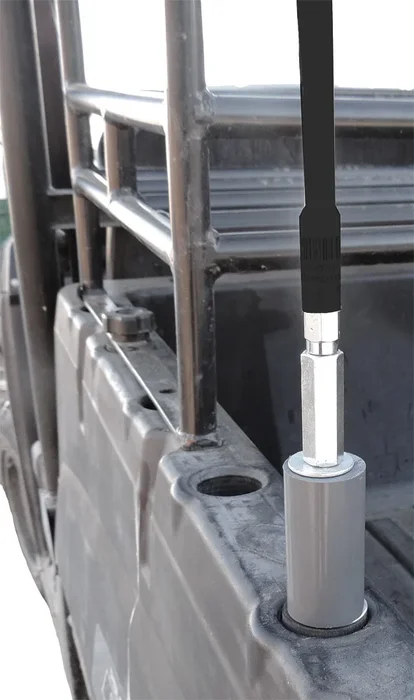 HORNET - R-3017 - Flag Mount