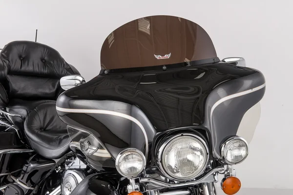 SLIPSTREAMER S-135-10DS Replacement Windshield - Durable Windscreen for Powersports Vehicles