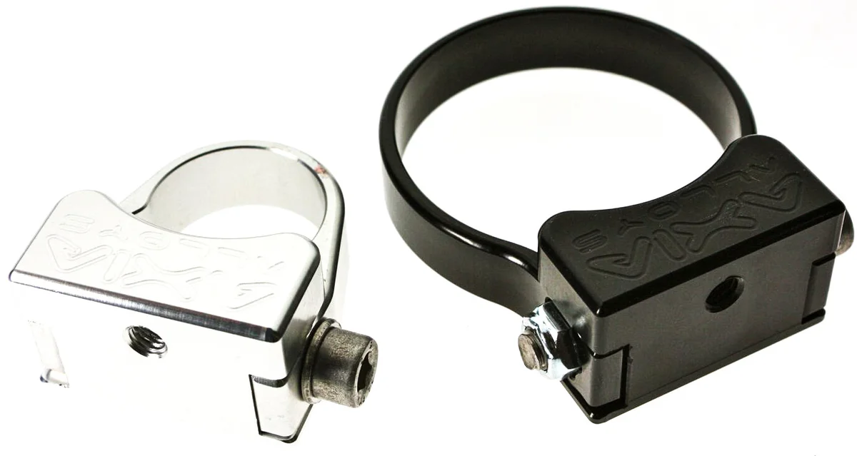 AXIA - MODUN5-BK - Universal Mount