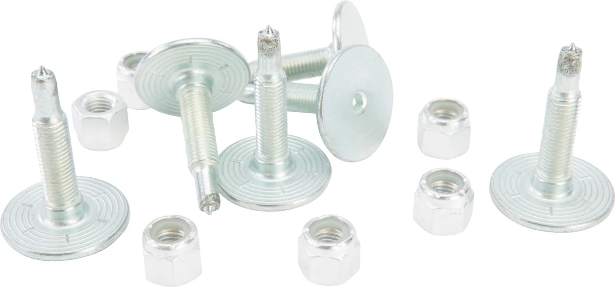 WOODYS - GMP-1325-6 - Grand Master Trail Studs