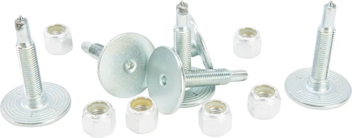 WOODYS - GMP-1450-6 - Grand Master Trail Studs