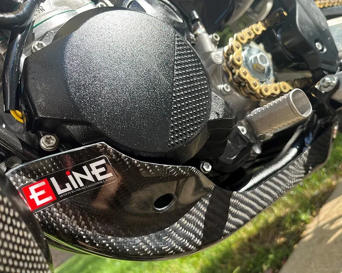 E-LINE ACCESSORIES - MSP30023 - Carbon Fiber Skid Plates